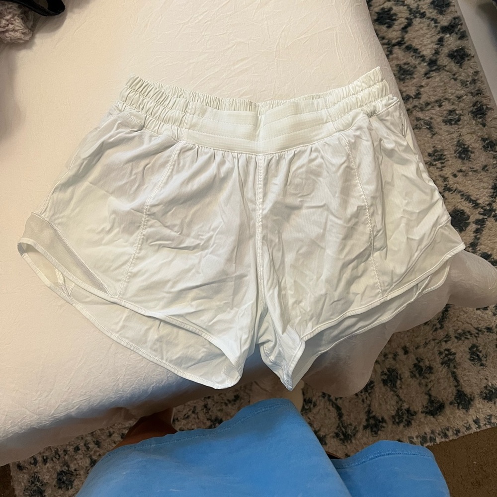 Lululemon Hotty Hot Short